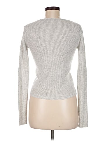 Brandy Melville Pullover Sweater (view 2)