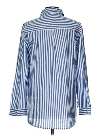 Old Navy Long Sleeve Button-Down Shirt (view 2)