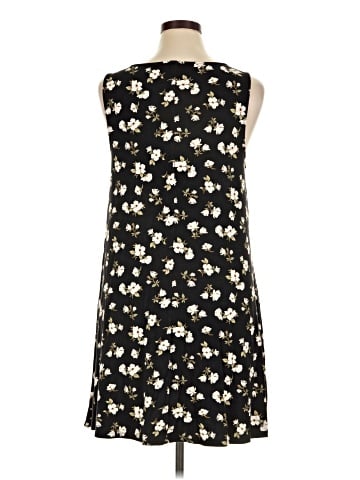 Old Navy Casual Dress (view 2)