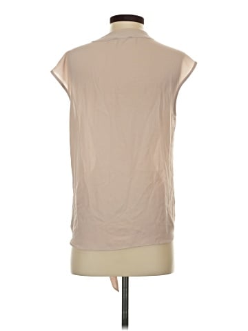 Trouve Sleeveless Blouse (view 2)