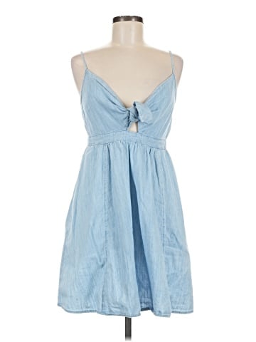 Old Navy Casual Dress (view 1)