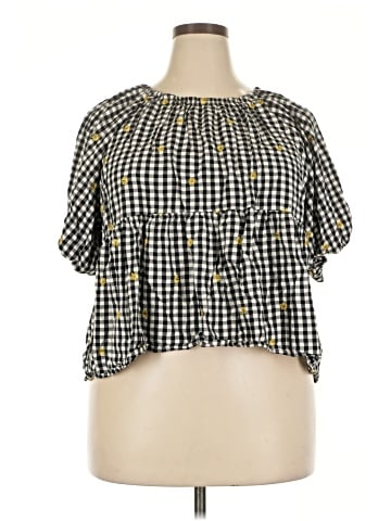 Old Navy Short Sleeve T-Shirt (view 1)