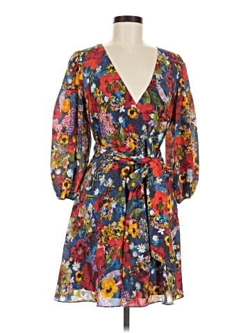 Alice + Olivia Casual Dress (view 1)