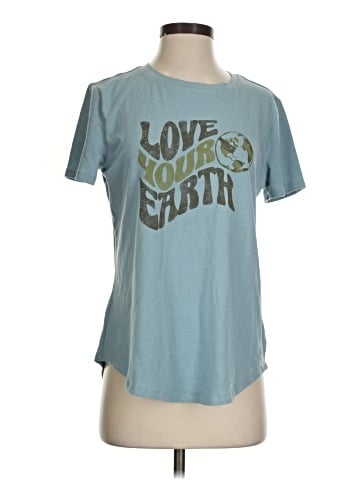 Maurices Short Sleeve T-Shirt (view 1)