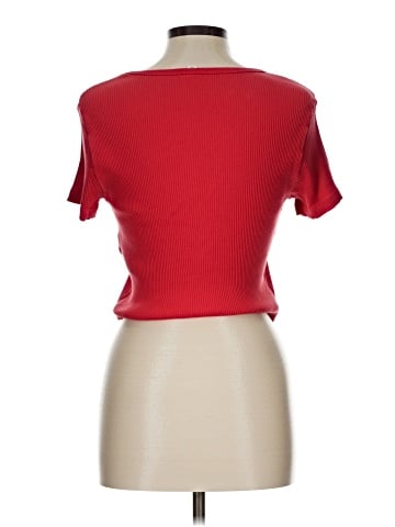 Uniqlo Short Sleeve T-Shirt (view 2)