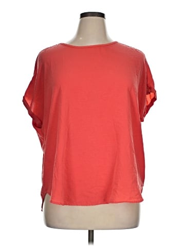 Maurices Short Sleeve Top (view 1)