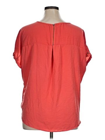 Maurices Short Sleeve Top (view 2)