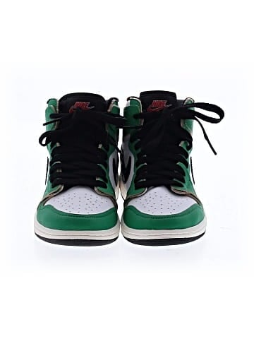 Air Jordan 1 Retro High Lucky Green Sneakers (view 2)