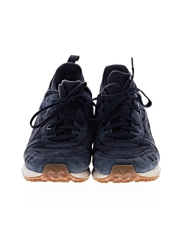 Asics Sneakers (view 2)