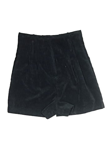 Zara Basic Shorts (view 1)