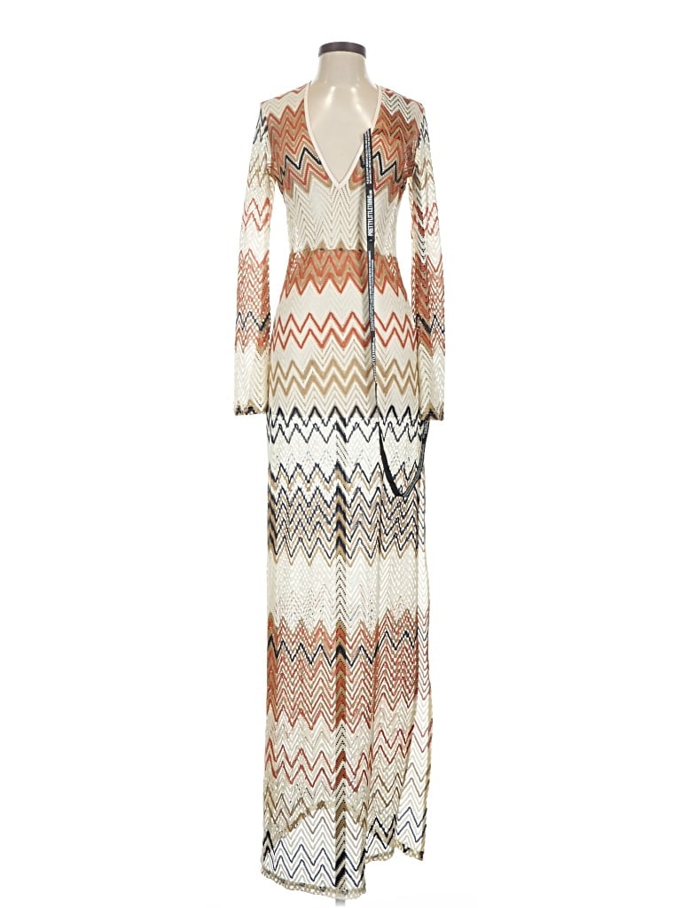 Prettylittlething Casual Dress In Ivory