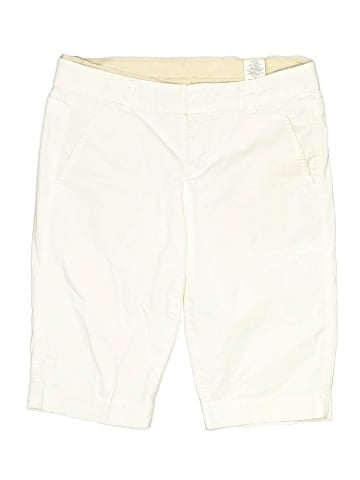 Vince. Khaki Shorts (view 1)