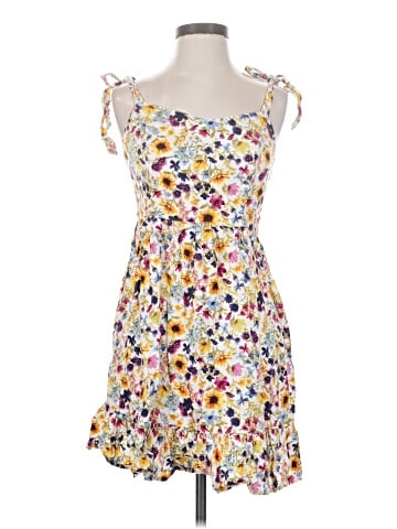 Old Navy Casual Dress (view 1)