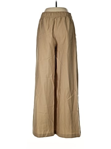 Zara Khakis (view 2)