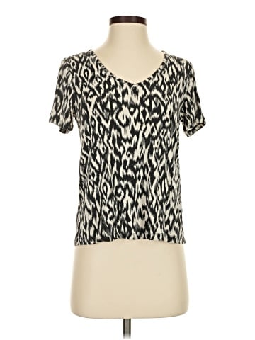 Old Navy Short Sleeve T-Shirt (view 1)
