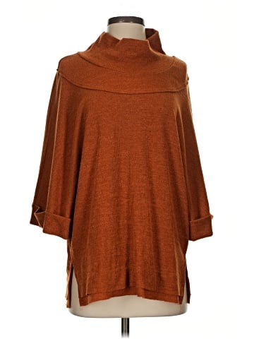 Listicle Poncho (view 1)