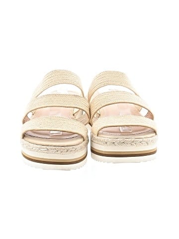Universal Thread Sandals (view 2)