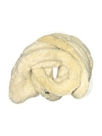 C. Wonder Scarf (view 1)