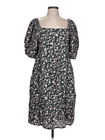 Old Navy Casual Dress (view 1)