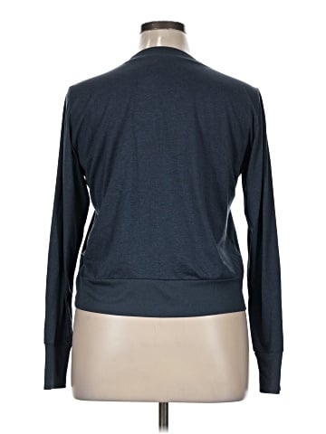 Vuori Pullover Sweater (view 2)