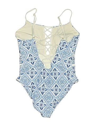 La Blanca One Piece Swimsuit (view 2)