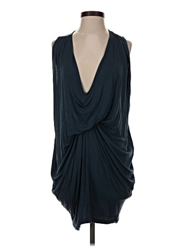 Riller & Fount Sleeveless T-Shirt (view 1)