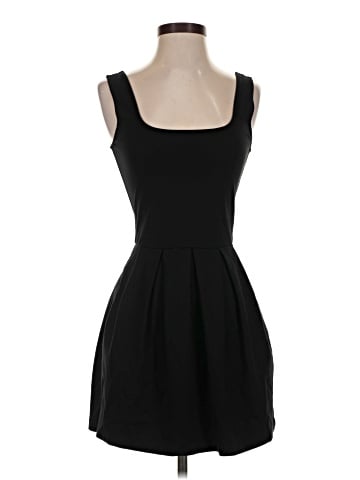 Sunday Best Cocktail Dress (view 1)