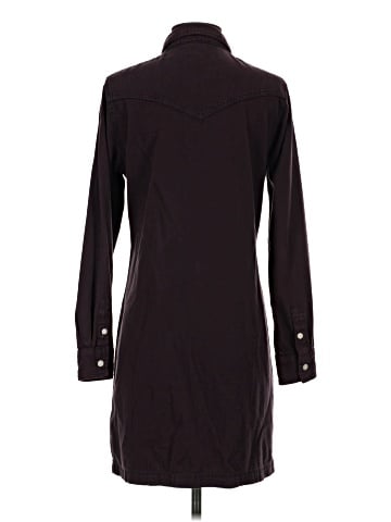 Lee Long Sleeve Button-Down Shirt (view 2)