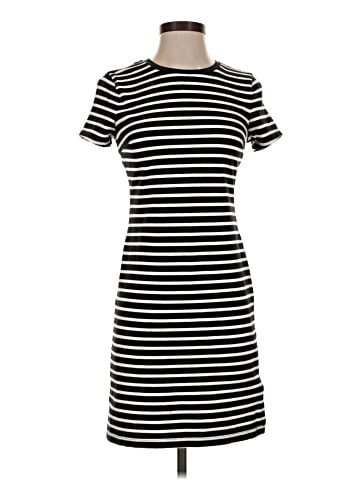 Old Navy Casual Dress (view 1)