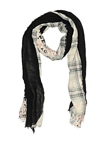 Maurices Scarf (view 1)