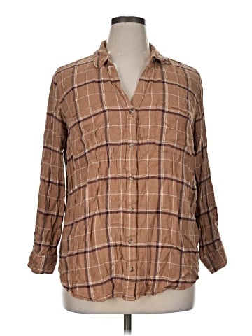 Falls Creek 3/4 Sleeve Button-Down Shirt (view 1)