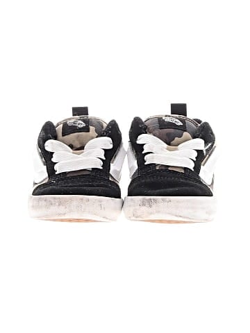 Vans Sneakers (view 2)