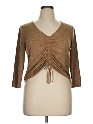 Gap Fit 3/4 Sleeve Top (view 1)