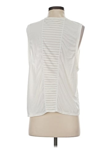 Hylete Sleeveless T-Shirt (view 2)