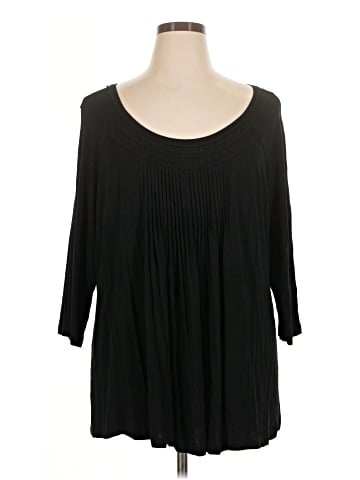 Woman 3/4 Sleeve Top (view 1)