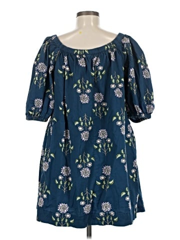Old Navy Casual Dress (view 2)