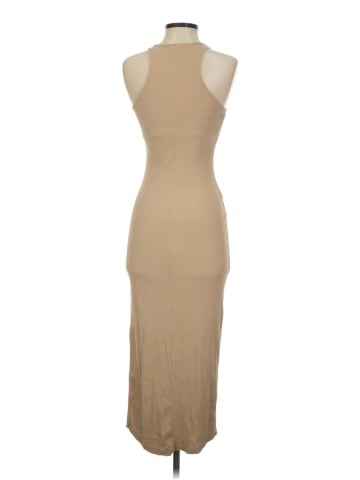Old Navy Casual Dress (view 2)