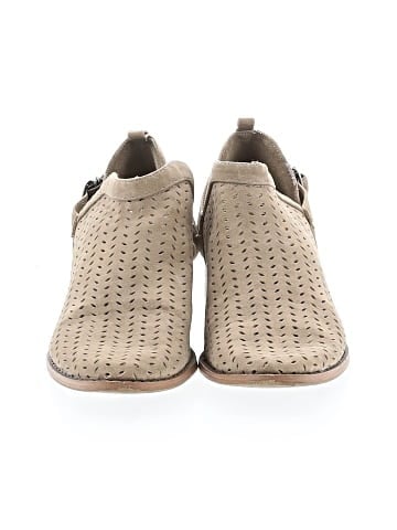 Restricted Shoes Ankle Boots (view 2)