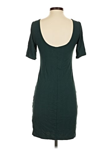 Old Navy Casual Dress (view 2)