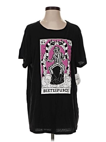 Hot Topic Short Sleeve T-Shirt (view 1)
