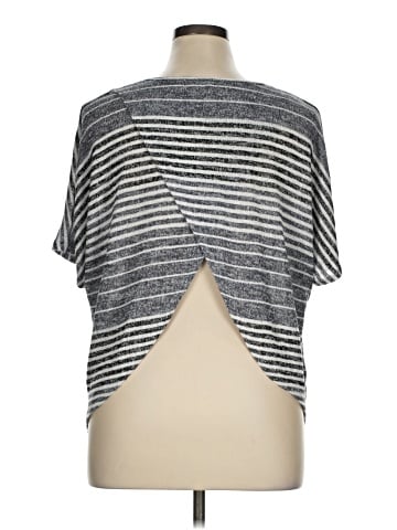One World Short Sleeve Top (view 2)