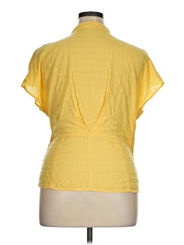 Akemi + Kin Short Sleeve Blouse (view 2)