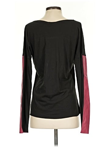 One Long Sleeve Top (view 2)