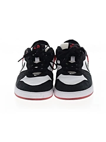 Nike Sneakers (view 2)