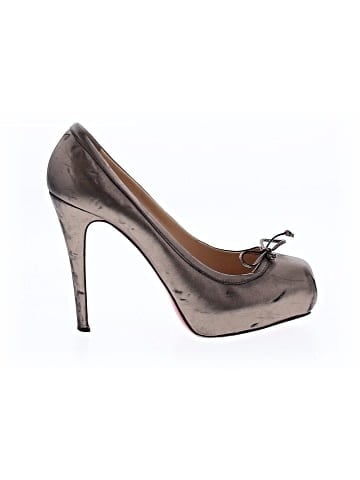 Christian Louboutin Nappa Lolo 69 Pumps 120mm (view 1)