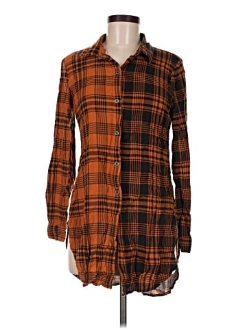 New Look Long Sleeve Button-Down Shirt (view 1)
