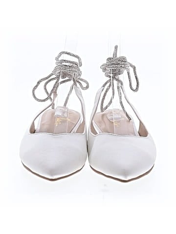 Lulus Flats (view 2)