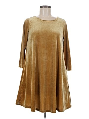 Agnes & Dora Casual Dress (view 1)