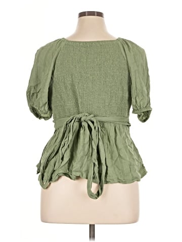Old Navy Short Sleeve Blouse (view 2)