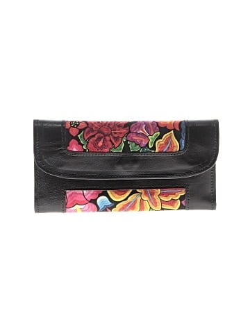 Unbranded Wallet (view 1)